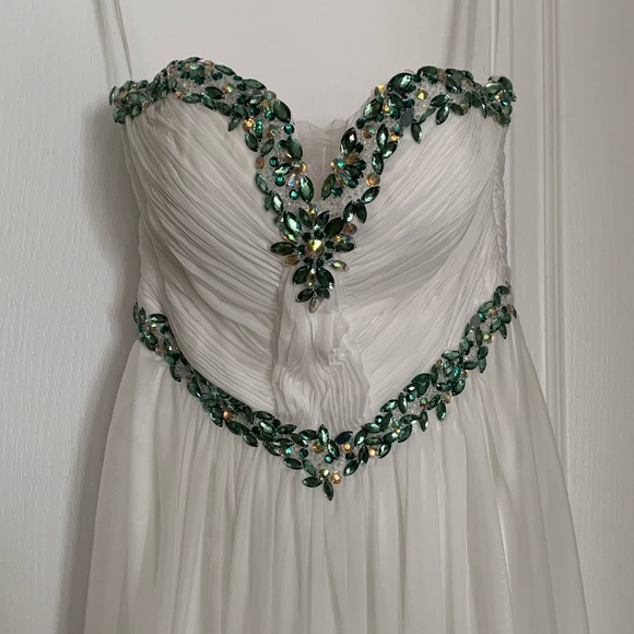 Prom Dress - Picture 2 of 6